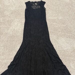 Women's size 8 Lace Evening Dress